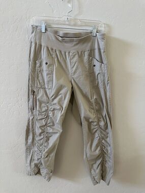 Light Taupe Ruched Cargo Crop Pants